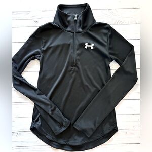 Girls Under Armour 1/4 Zip (size M)